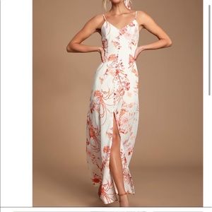 Lulu's Crista Rust Orange White Button
Maxi Dress size small. Maxi dress.